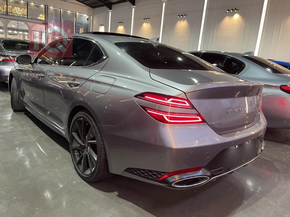 جنسس G70